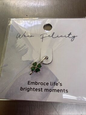 Green Four-Leaf Clover Pendant